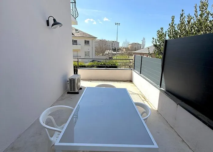 דירה Standing Calme רודז